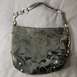 Coach Black Elegant Shoulder Bag
